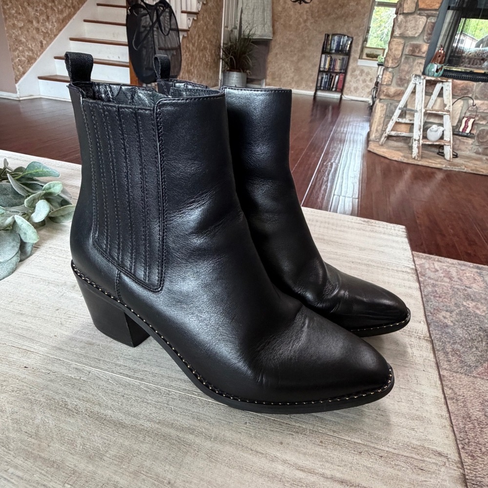 Deltan Black Leather Pointed Toe Studded Ankle Boots Block Heel Womens 8.5M